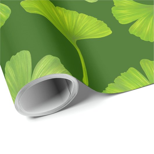 Ginkgo-Muster in dunkelgrün Geschenkpapier (Rolleneckpunkt)