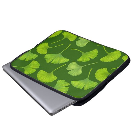 Ginkgo-Muster in dunkelgrün Laptopschutzhülle (Vorne Knopf)