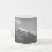 Gipfel und Wolken Mattglastasse (Vorderseite Links)
