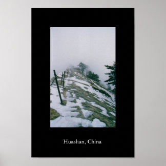 Gipfeltempel in Nebel Poster