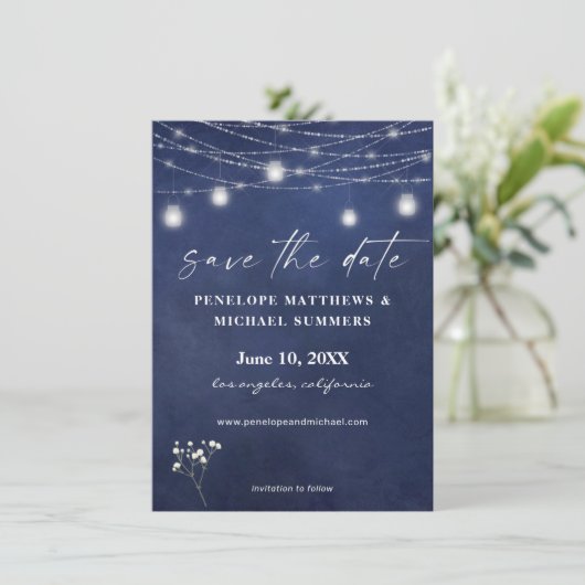 Gipskraut Blue Chalkboard Save The Date (Stehend Vorderseite)