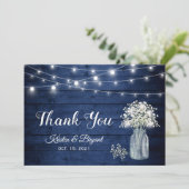 Gipskraut String Lights Navy Blue Wood Wedding Dankeskarte (Stehend Vorderseite)