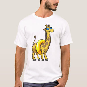 Giraffe am Strand mit Swim Ring & Sonnenbrille T-Shirt