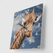 Giraffe and Blue Sky Photo Clock Quadratische Wanduhr (Winkel)
