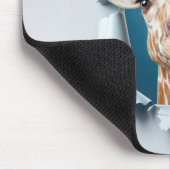 Giraffe aus einem Papierloch Mousepad (Ecke)