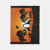 Giraffe bei Sonnenuntergang Fleecedecke (Vorderseite)