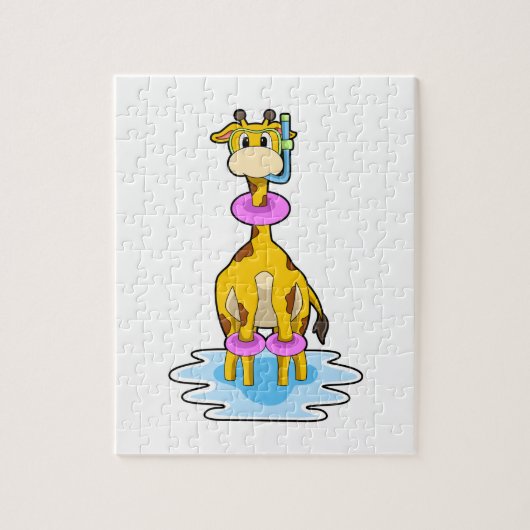 Giraffe beim Schwimmen mit Swim-Ring Puzzle (Vertikal)