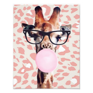 Giraffe bläst Kaugummi mit Tierdruckhintergrund Fotodruck