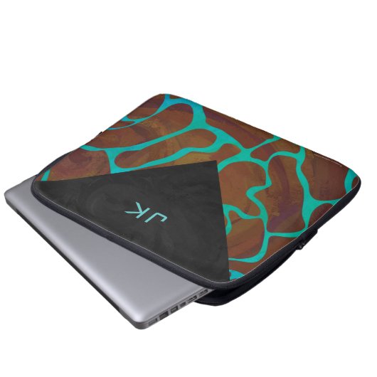 Giraffe, braun und Aquamarin Laptopschutzhülle (Vorne Knopf)