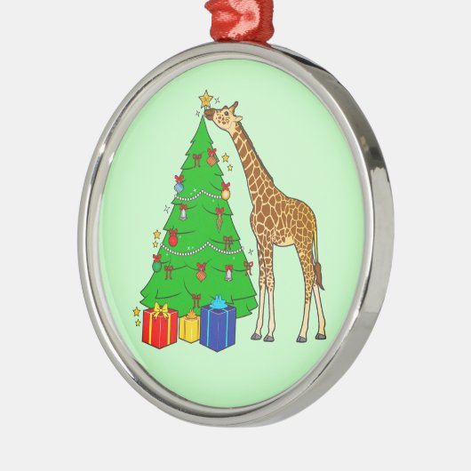 Giraffe dekoriert Weihnachtsbaum mit Star Ornament Aus Metall (Links)