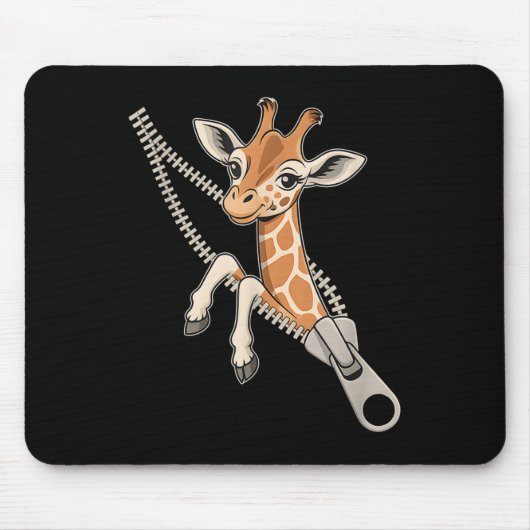 Giraffe, die aus einem Zipper hervorgeht Mousepad (Vorne)