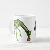 Giraffe Eating Watermelon Kaffeetasse (Vorderseite Links)