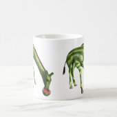 Giraffe Eating Watermelon Kaffeetasse (Mittel)