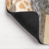 Giraffe (Giraffa camelopardalis) Kalbssaugen, Mousepad (Ecke)