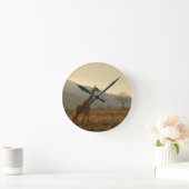 Giraffe in der Savanne Runde Wanduhr (Zuhause)