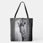 Giraffe in einem Stadtbild Tasche (Vorderseite)