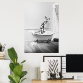 Giraffe in einer Badewanne Poster (Heimbüro)