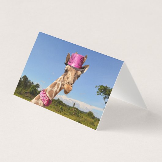 Giraffe in funkelnd-rosa Hut (Vorderseite)