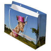 Giraffe in funkelnd-rosa Hut Große Geschenktüte (Vorderseite Schrägansicht)