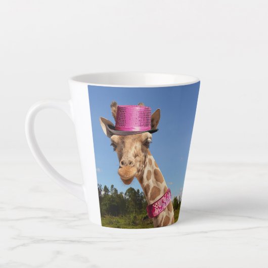 Giraffe in funkelnd-rosa Hut Milchtasse (Links)