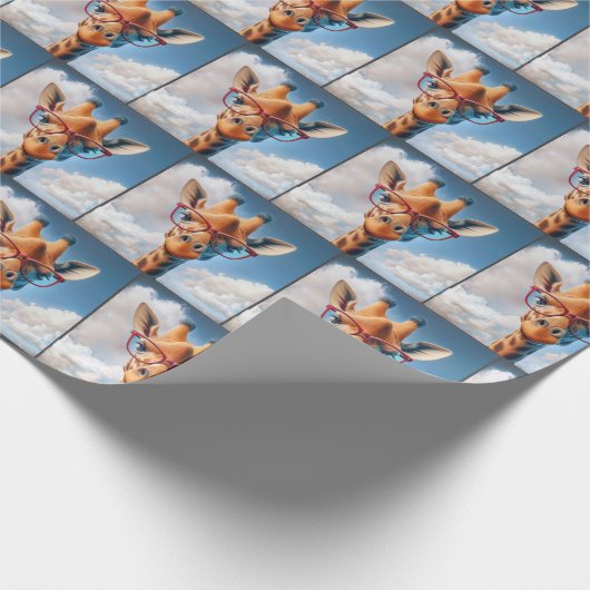 Giraffe in Wolken mit roter Brille Geschenkpapier (Ecke)