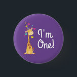 Giraffe Kindergeburtstag Party Niedlich bin ich ei Button<br><div class="desc">Diese hübsche Giraffe ist zum Geburtstag deines Kindes hier! Es heißt, ich bin eins! Funktioniert gut für eine niedliche Kindergeburtstagsfeier, ein Zoo-Party oder einfach nur ein Kind, das Giraffen in jedem Alter Lieben! Sie können den Text ändern, um jedes Alter zu sagen! Das bezaubernde Baby trägt einen kleinen Hut zum...</div>