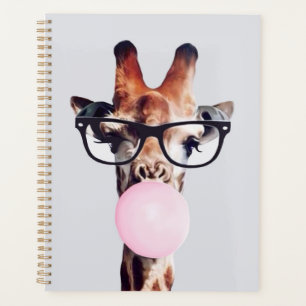 Giraffe mit Brille bläst rosa Kaugummi Planer