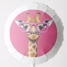 Giraffe mit rosa Brillen