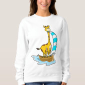 Giraffe mit Segelboot Sweatshirt (Vorderseite)