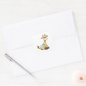 Giraffe mit Unterhosen Quadratischer Aufkleber (Umschlag)