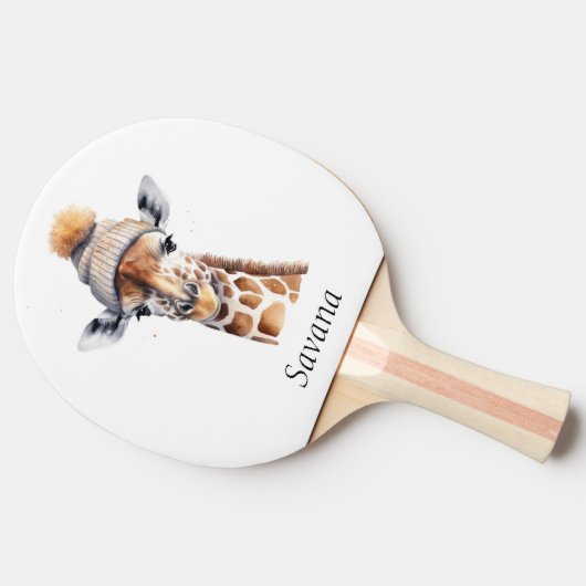 Giraffe mit Winterhut, individualisierbares Poster Tischtennis Schläger (Seitenansicht)