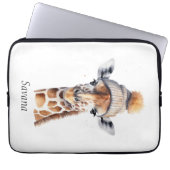 Giraffe mit Wintermütze individuell anpassbar Laptopschutzhülle (Vorderseite)