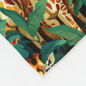 Giraffe Muster in einem grünen Dschungel Fleecedecke (Ecke)