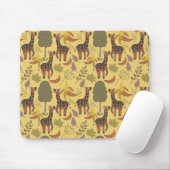 Giraffe nahtloses Muster, gelber Hintergrund Mousepad (Mit Mouse)