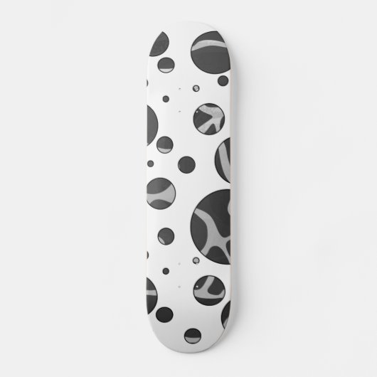 Giraffe Polka Dot Black and Light Gray Print Skateboard (Vorderseite)