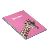 Giraffe Portrait auf Pink Girl Name Notizblock (Rechte Seite)