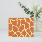 Giraffe Print Muster in Braun und Gelb. Postkarte (Stehend Vorderseite)