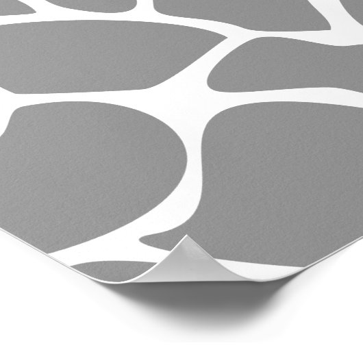 Giraffe Print Muster in Grau. Poster (Ecke)