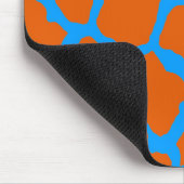 Giraffe Print Orange Cyan Mousepad (Ecke)