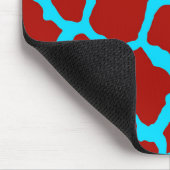Giraffe Print Red Cyan Mousepad (Ecke)