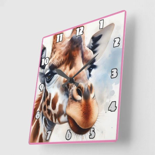 Giraffe Roaming in der afrikanischen Savanne Quadratische Wanduhr (Winkel)