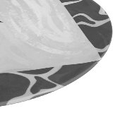 Giraffe Schwarz und Light Gray Monogram Schneidebrett (Ecke)