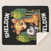 Giraffe und Panda Mit Monogramm Name | Sherpadecke (Vorderseite (Horizontal))