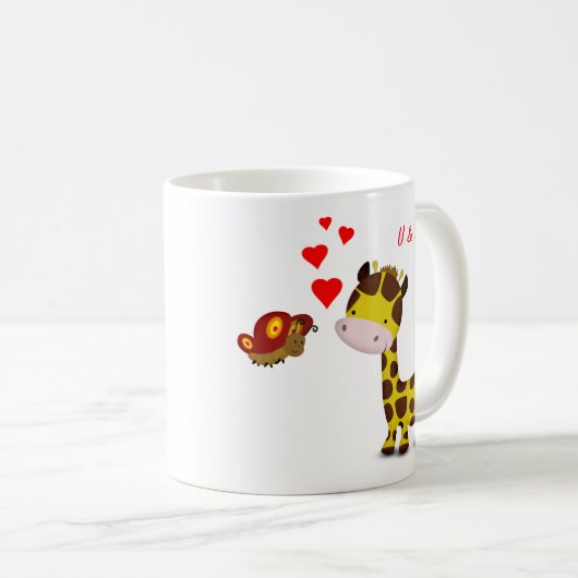 Giraffe und Schmetterling in Liebe Kaffeetasse (VorderseiteRechts)