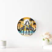 Giraffen am Strand Runde Wanduhr (Zuhause)