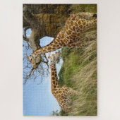 Giraffen auf dem afrikanischen Feld durch Bäume Puzzle (Vertikal)