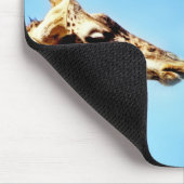 Giraffen, die Nasen berühren Mousepad (Ecke)