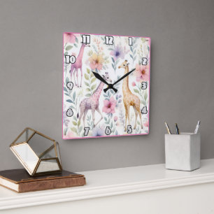 Giraffen, die unter farbenprächtigem Blattwerk in  Quadratische Wanduhr