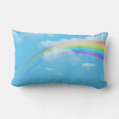 Giraffen im Gras mit Rainbow Lumbar Kissen (Rückseite)