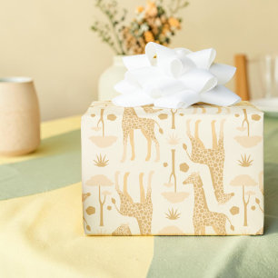 Giraffen in der Savannah in Gelb Geschenkpapier
